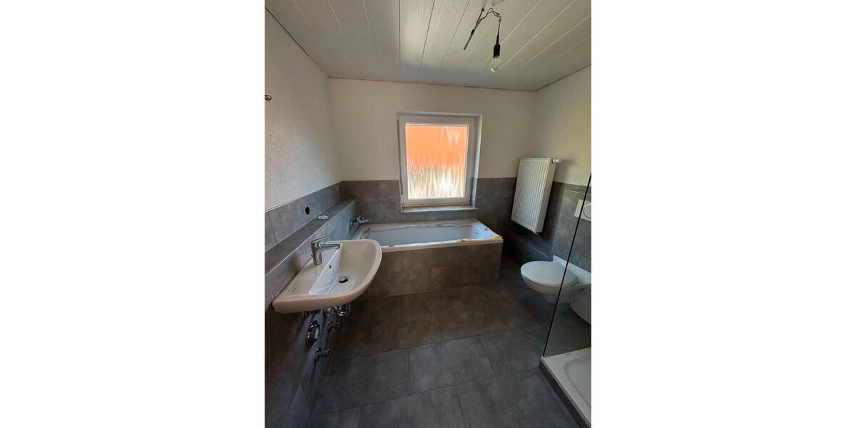 Etagenwohnung Öhringen - 5.5 Zimmer, 120 m&sup2;, 1.500&euro; | Angebot:26271071