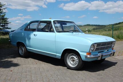 Opel Kadett 52.000 km 6.500 &euro; Himmelstadt 97267