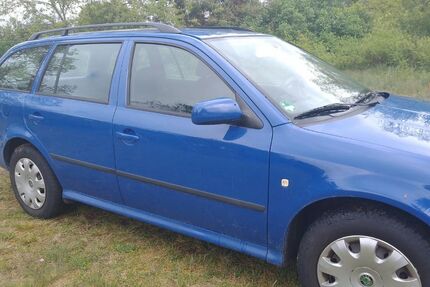 Skoda Octavia 276.643 km 590 &euro; Alt Zauche 15913