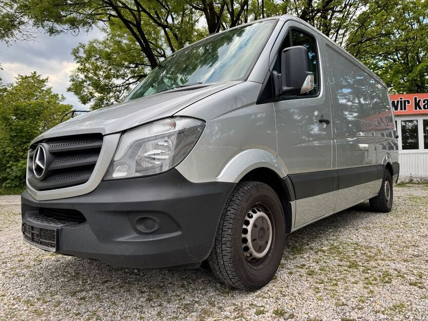 Mercedes-Benz Sprinter 326.000 km 8.999 € München 80687