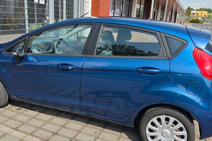 Ford Fiesta 82.000 km 4.100 &euro; Nauen 14641