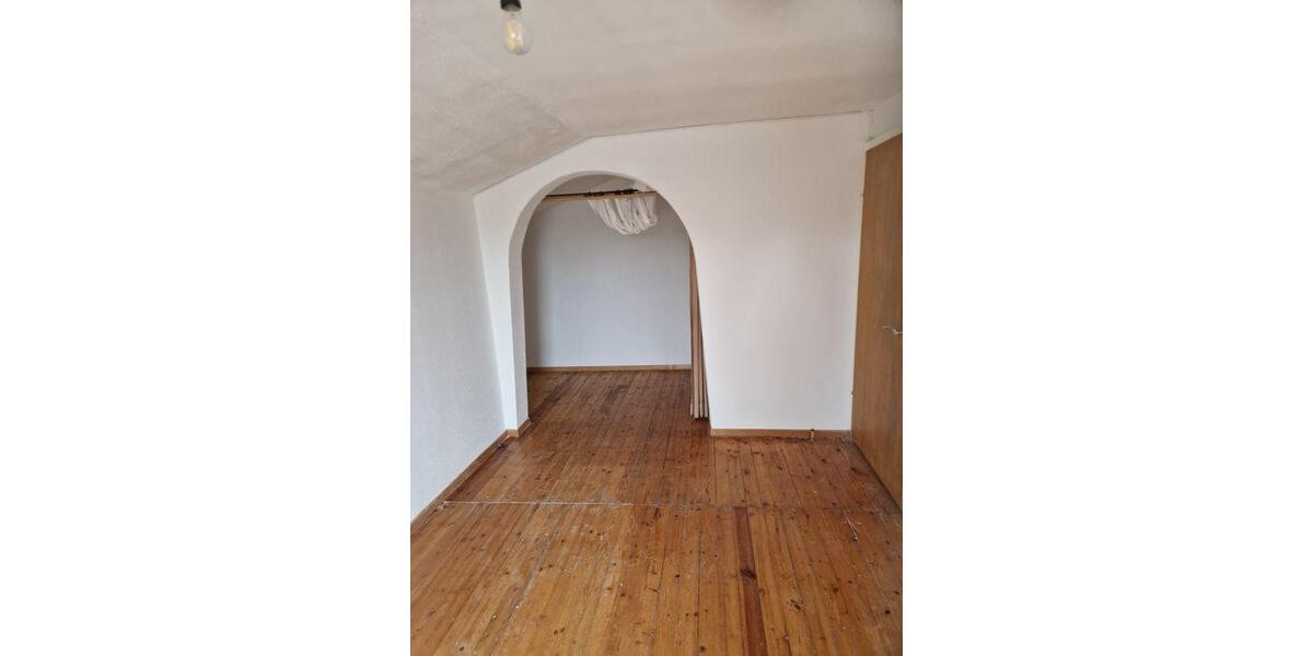 Dachgeschoßwohnung Triftern - 2 Zimmer, 48 m&sup2;, 380&euro; | Angebot:26398497