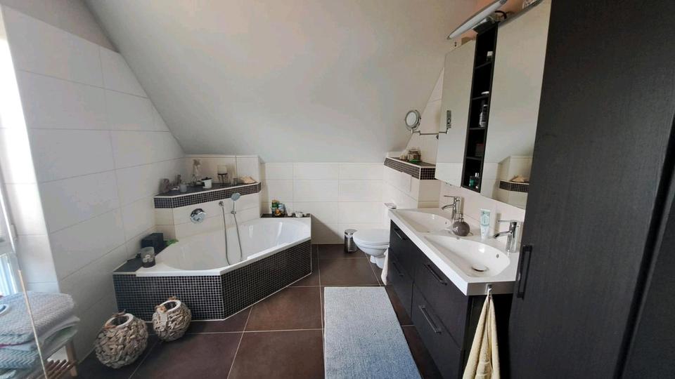 Einfamilienhaus Grimma - 5 Zimmer, 127 m&sup2;, 420.000&euro; | Angebot:26900628