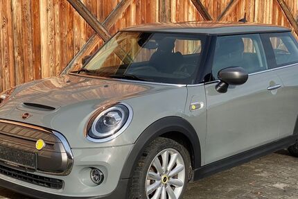 Mini Cooper SE 35.046 km 14.300 &euro; Finsing 85464