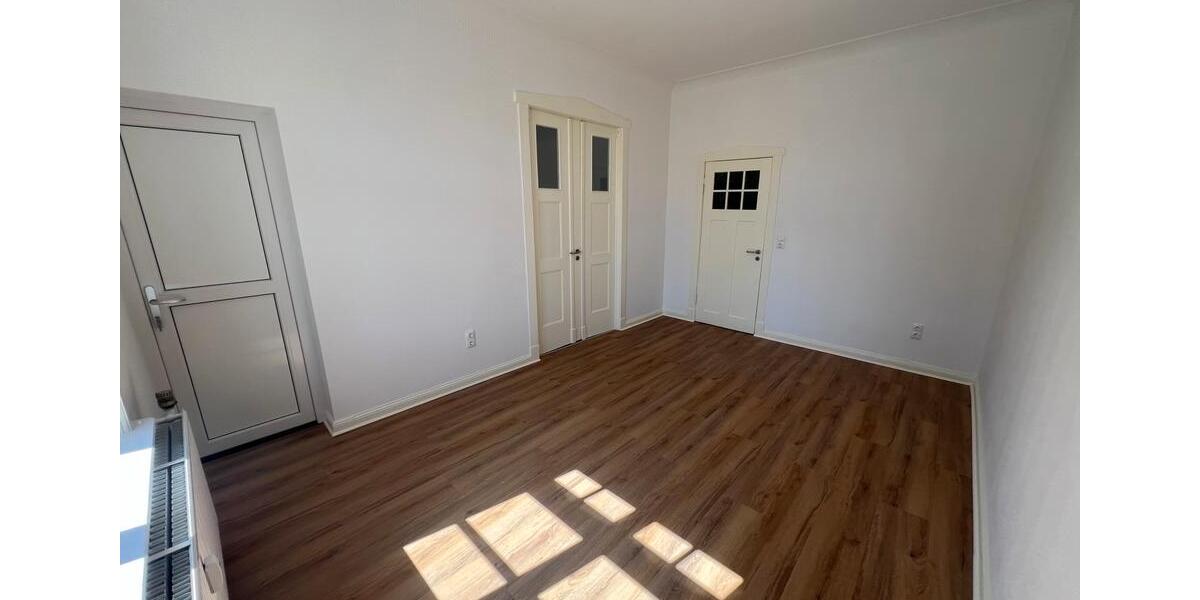 Erdgeschoßwohnung Güstrow - 4 Zimmer, 112 m&sup2;, 1.000&euro; | Angebot:26406513