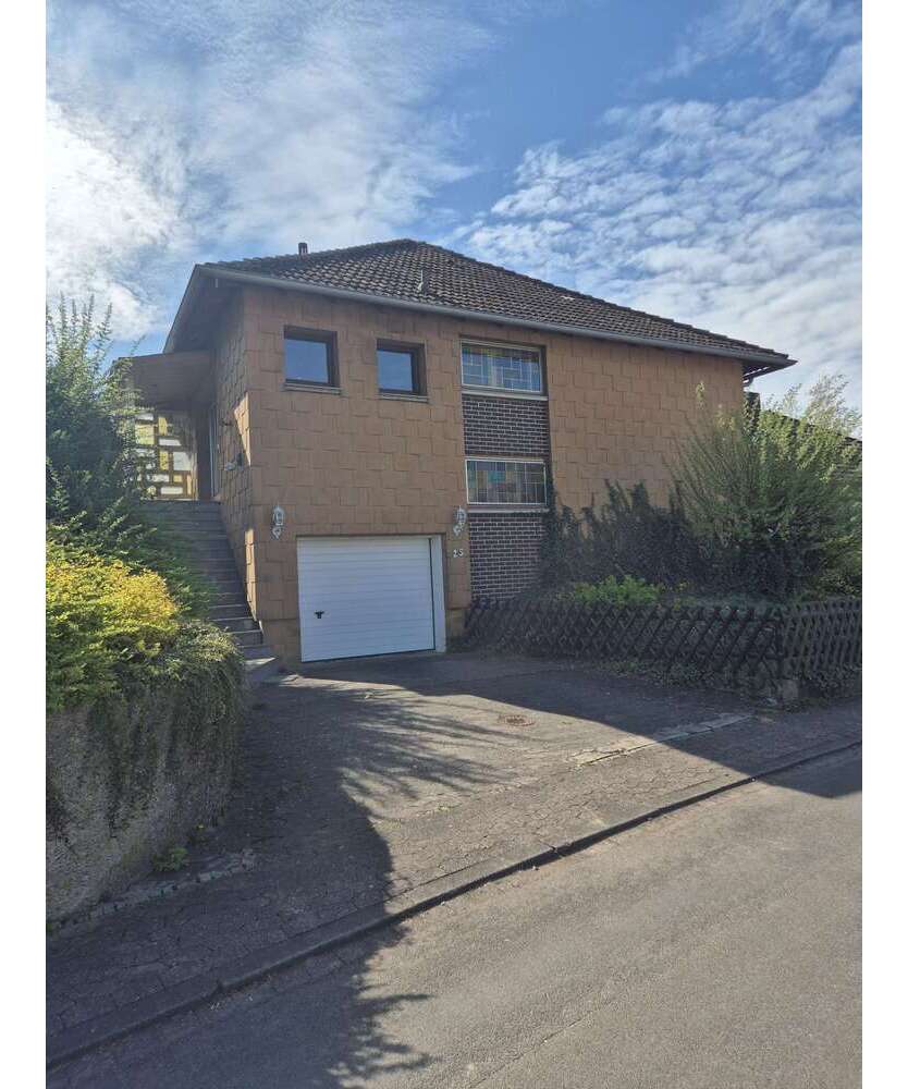 Haus zum Kaufen in Hameln 189.000 € 140 m²