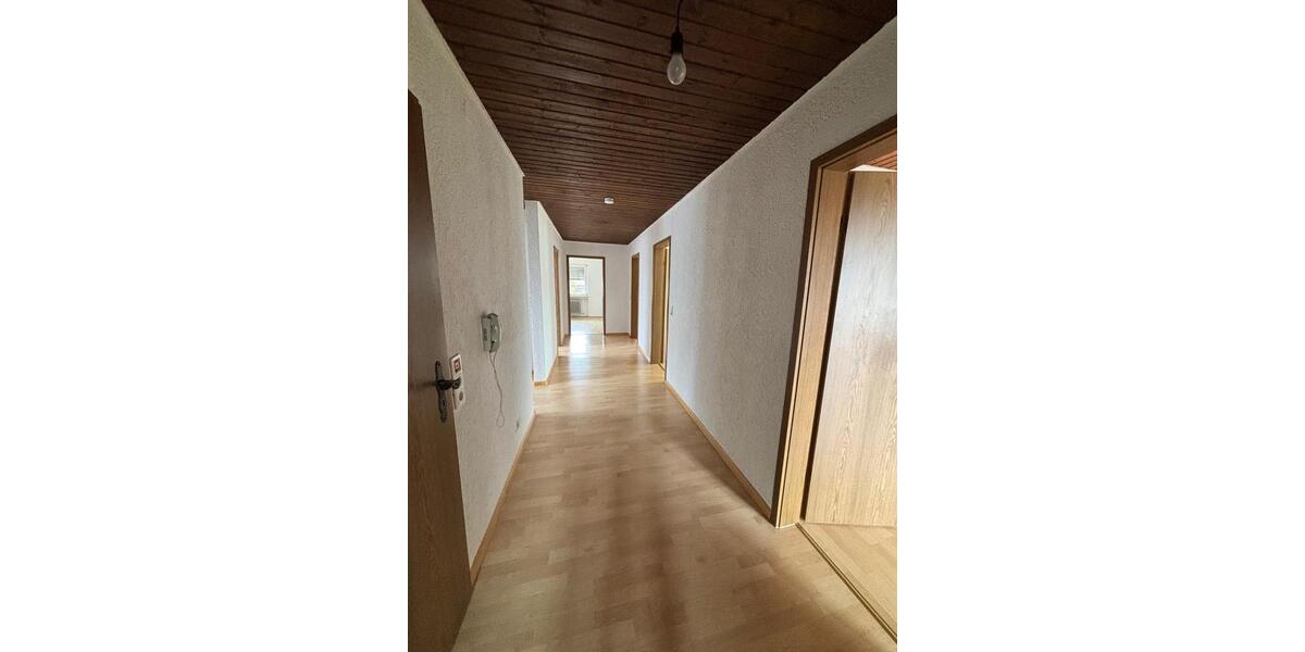 Dachgeschoßwohnung Appenweier - 4 Zimmer, 100 m&sup2;, 900&euro; | Angebot:25284005