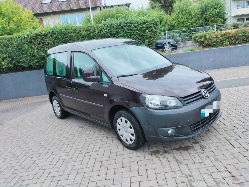 VW Caddy 160.217 km 7.400 € Eisingen 97249
