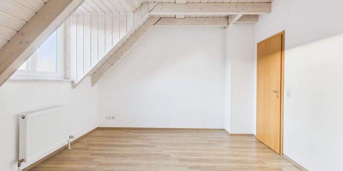 Etagenwohnung Karlshuld Neuschwetzingen - 4 Zimmer, 123 m&sup2;, 1.000&euro; | Angebot:25523775