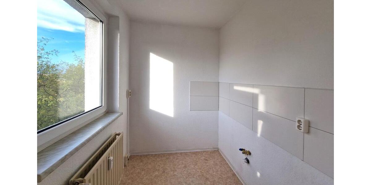 Etagenwohnung Neubrandenburg Datzeberg - 2 Zimmer, 42 m&sup2;, 235&euro; | Angebot:26662998