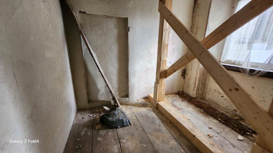 Doppelhaushälfte Vilseck - 16 Zimmer, 520 m&sup2;, 45.000&euro; | Angebot:20657309