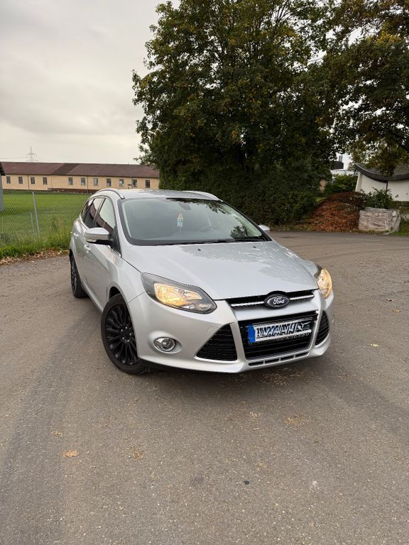Ford Focus 160.500 km 4.300 € Bräunlingen 78199