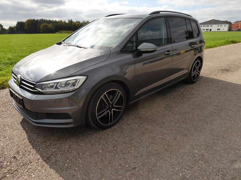 VW Touran 99.790 km 18.950 € Türkheim Gewerbegebiet Irsingen Unterfel 86842