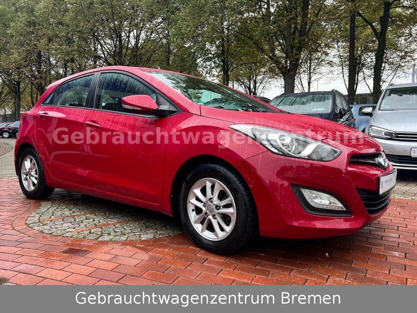 i30
