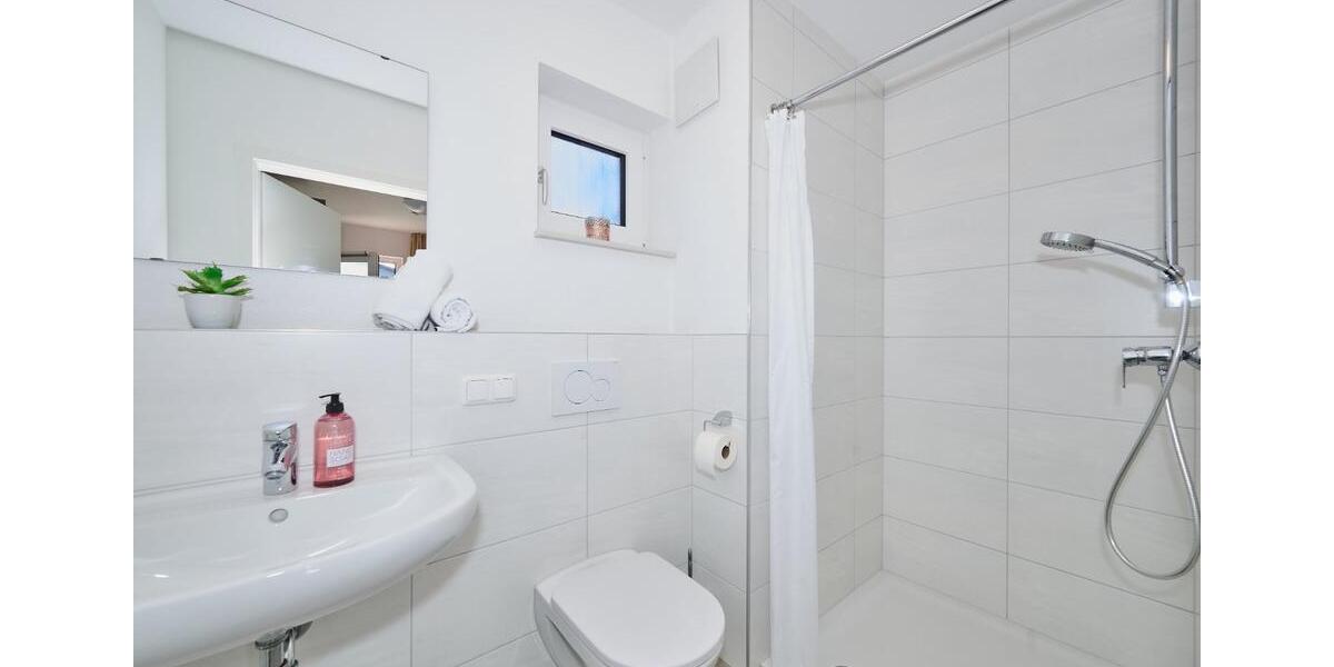Etagenwohnung Regenstauf - 24 Zimmer, 14 m&sup2;, 900&euro; | Angebot:18905415
