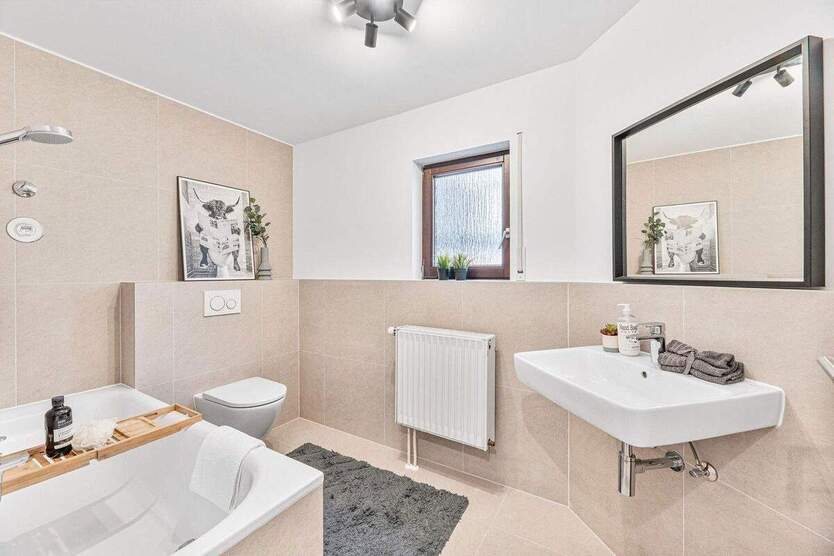 Unikat! Frisch renovierte Wohnung mit Neckarblick! 3 zimmer