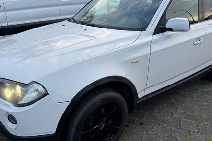 BMW X3 146.000 km 4.999 &euro; Neuss 41462