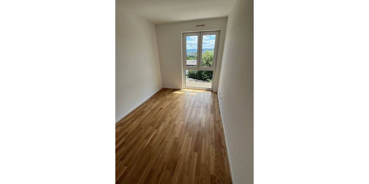 Reihenmittelhaus Bad Säckingen - 5 Zimmer, 150 m&sup2;, 2.300&euro; | Angebot:20965331