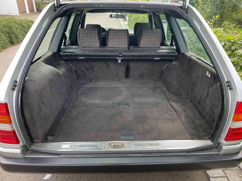 Mercedes-Benz T-Klasse 252.000 km 19.800 € Backnang 71522