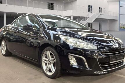 Peugeot 308 173.900 km 4.650 € Berlin 13407