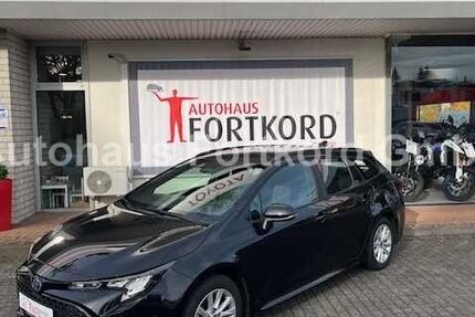 Toyota Corolla 14.980 km 27.980 &euro; Bielefeld 33689