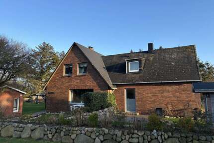 Haus zum Kaufen in Wenningstedt 2.190.000 € 205 m²