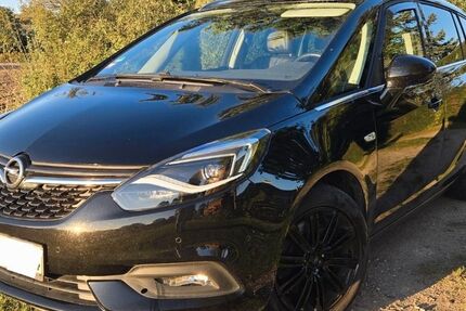 Opel Zafira 81.000 km 14.400 € Wakendorf I 23845
