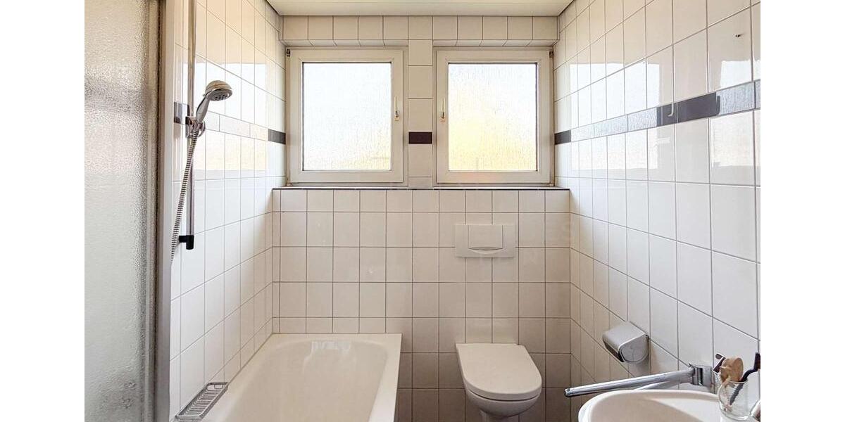 Einfamilienhaus Steinhagen - 6 Zimmer, 120 m&sup2;, 1.200&euro; | Angebot:26293079