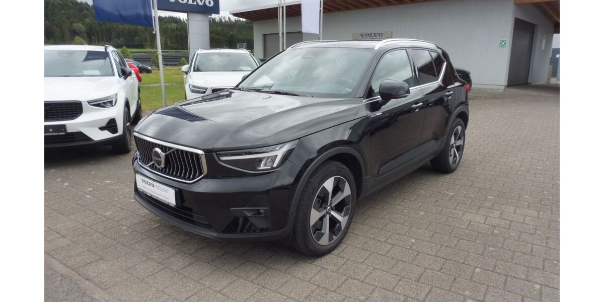 Volvo XC40 49.300 km 31.900 &euro; Deißlingen 78652