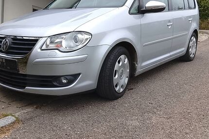 VW Touran 257.000 km 3.900 € Ehingen 89608