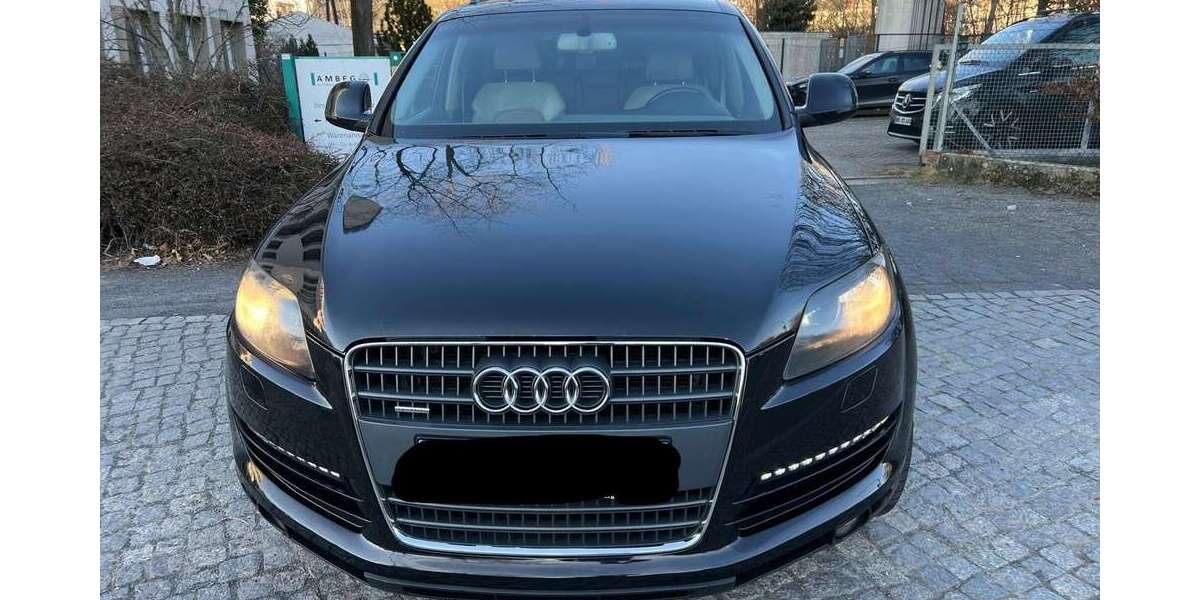 Audi Q7 335.000 km 8.999 &euro; Berlin 12099