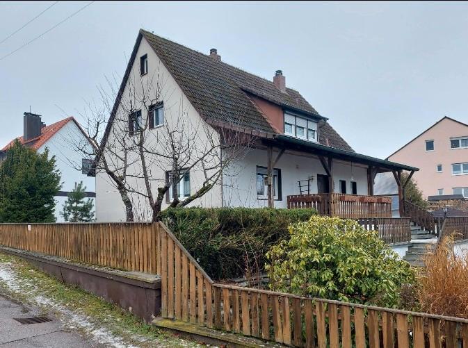 Einfamilienhaus mit großen Grundstück 6 zimmer