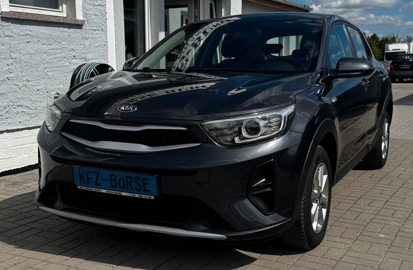 Kia Stonic 112.500 km 10.800 € Burg 39288