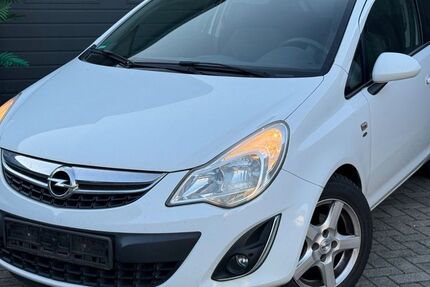 Opel Corsa 171.850 km 2.499 &euro; Borken 46325
