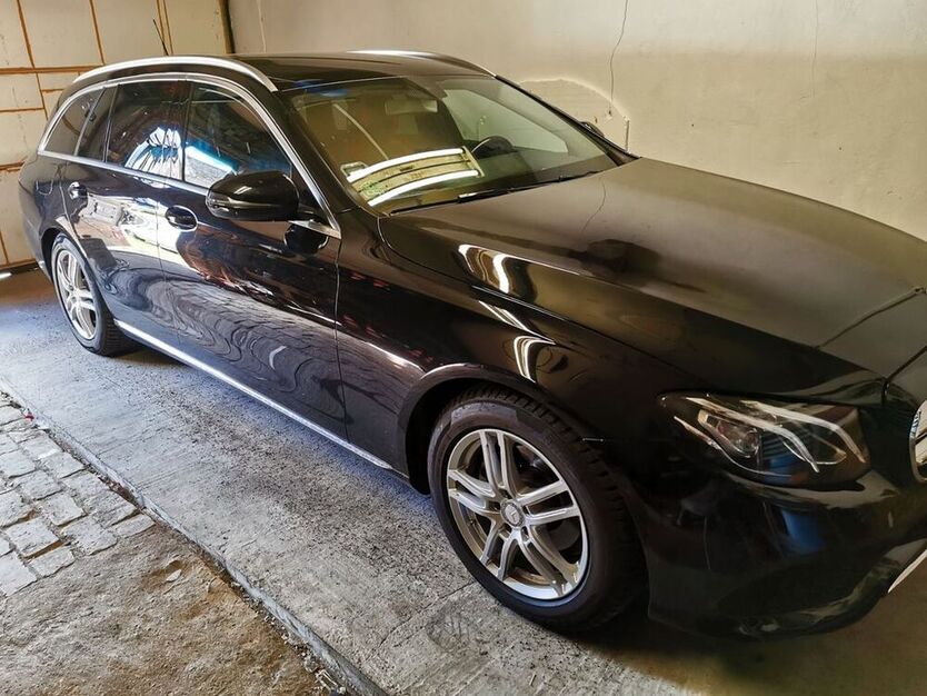 E 220