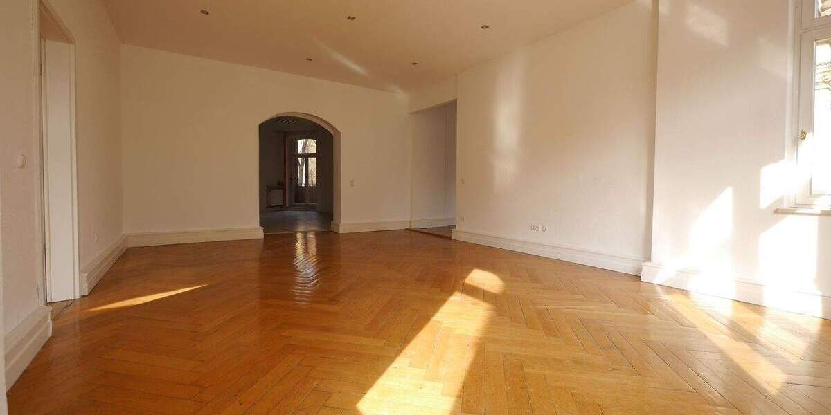 Gewerbeobjekt Erfurt Altstadt - 4 Zimmer, 188 m&sup2;, 1.410&euro; | Angebot:25563349