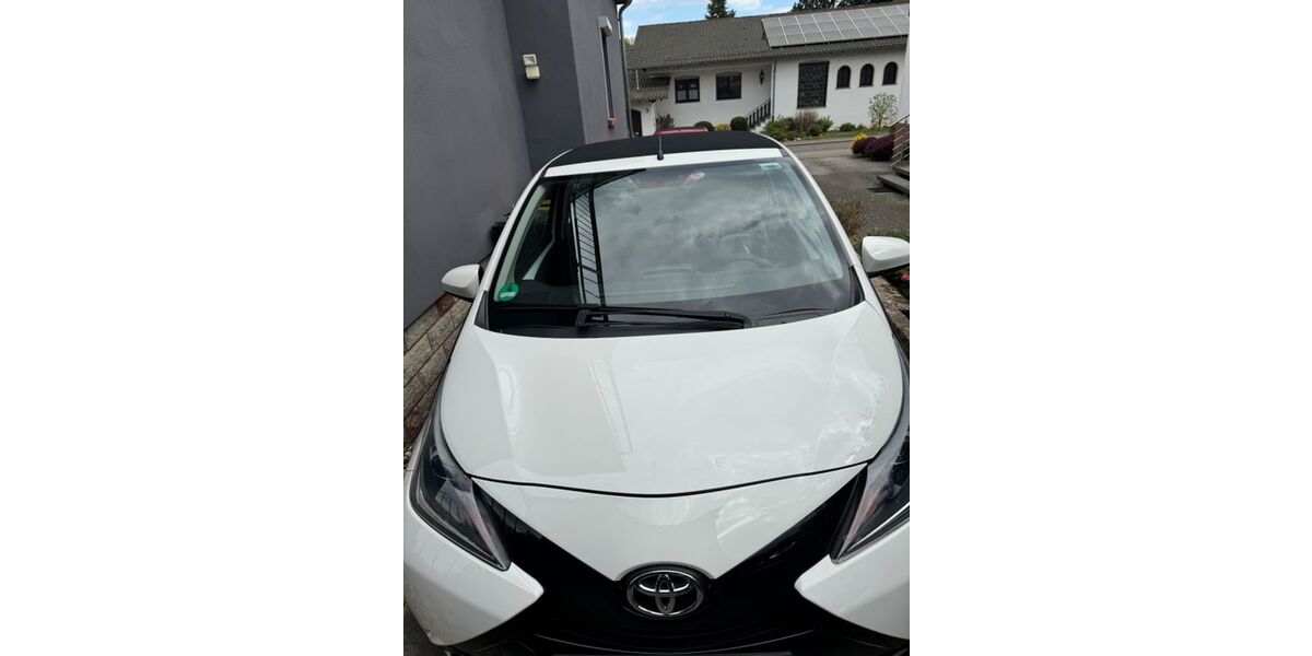 Toyota Aygo (X) 78.338 km 6.900 &euro; Blieskastel 66440