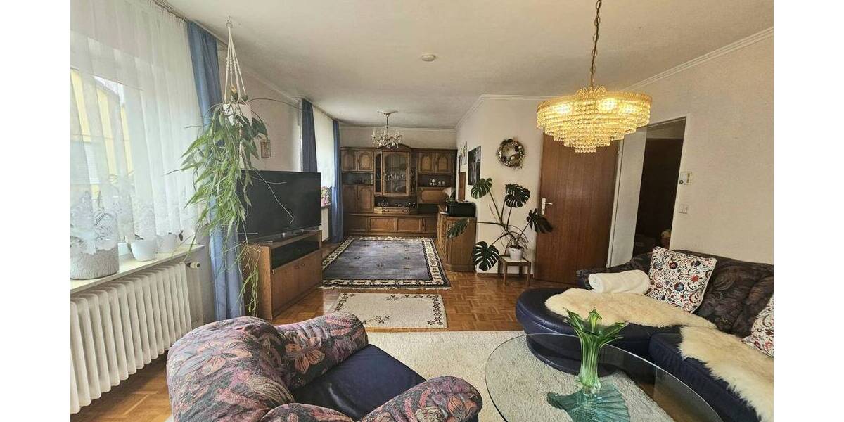 Einfamilienhaus Neresheim - 8 Zimmer, 140 m&sup2;, 359.000&euro; | Angebot:22900585