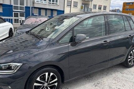 VW Golf Sportsvan 168.000 km 12.290 &euro; Mannheim 68159