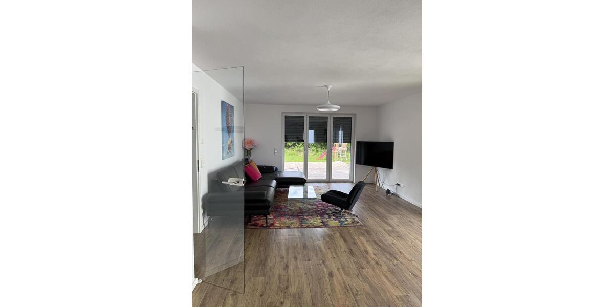 Mehrfamilienhaus, Wohnhaus Geretsried - 17 Zimmer, 404 m&sup2;, 4.000&euro; | Angebot:26660034