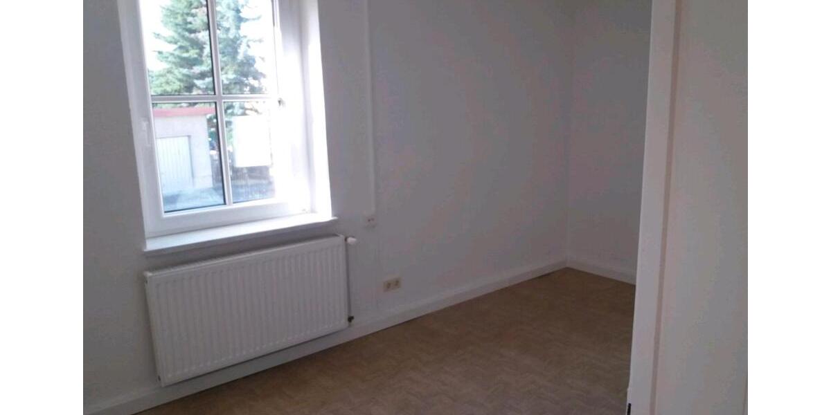 Erdgeschoßwohnung Frohburg - 3 Zimmer, 80 m&sup2;, 750&euro; | Angebot:26446787