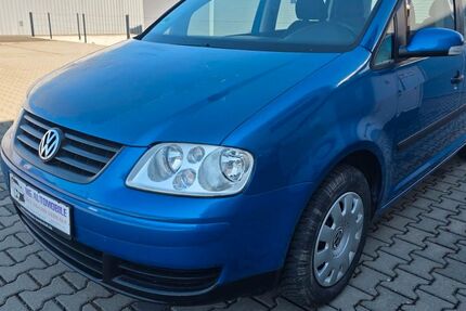 VW Touran 234.000 km 1.950 &euro; Rauschenberg 35282