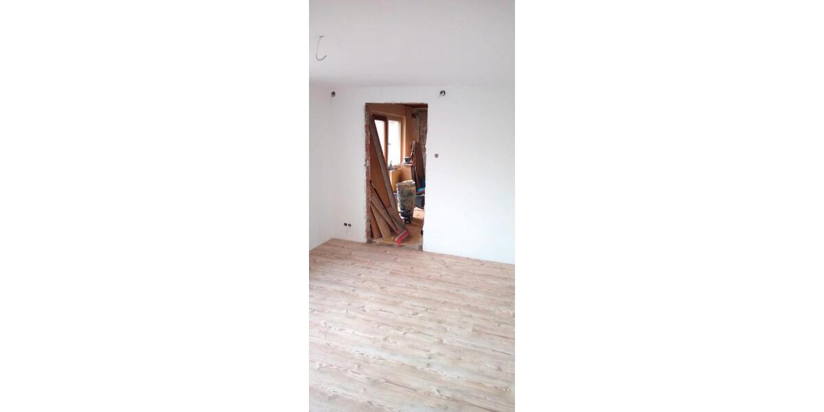 Einfamilienhaus Deggendorf - 6 Zimmer, 100 m&sup2;, 1.190&euro; | Angebot:26331654