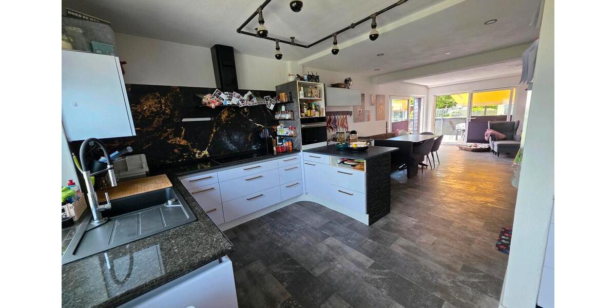 Einfamilienhaus Schleiden - 7 Zimmer, 184 m&sup2;, 399.000&euro; | Angebot:27024629