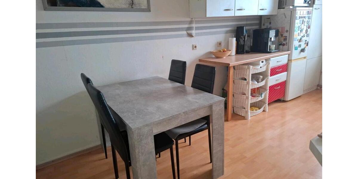 Etagenwohnung Kalefeld - 4 Zimmer, 100 m&sup2;, 730&euro; | Angebot:26409070