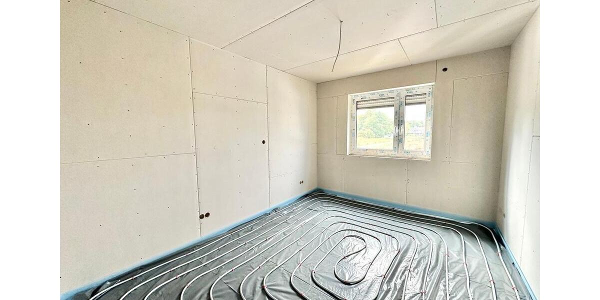 Rastede - Im Göhlen: Neubau-Reihenendhaus mit Einbauküche als Erstbezug 5 zimmer