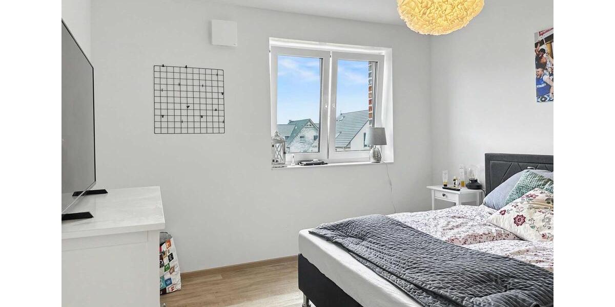 Dachgeschoßwohnung Ganderkesee - 4 Zimmer, 96 m&sup2;, 1.250&euro; | Angebot:25943368