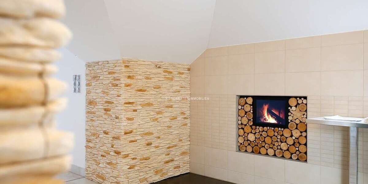 Etagenwohnung Zwickau Mitte-Süd - 2 Zimmer, 152 m&sup2;, 1.150&euro; | Angebot:26048470