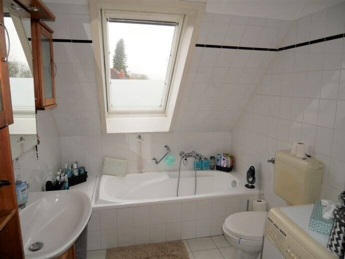 Mehrfamilienhaus, Wohnhaus Göhl - 8 Zimmer, 190 m&sup2;, 359.000&euro; | Angebot:25680325