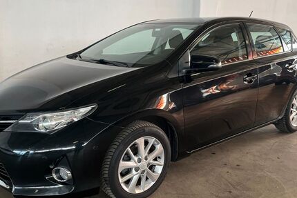 Toyota Auris 146.950 km 9.690 &euro; Delmenhorst 27751
